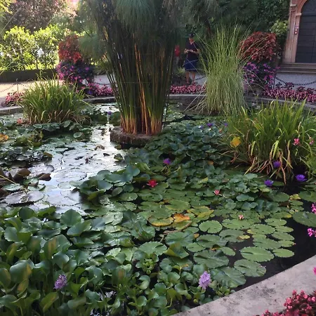 Lakeside Maggiore 펜션 *