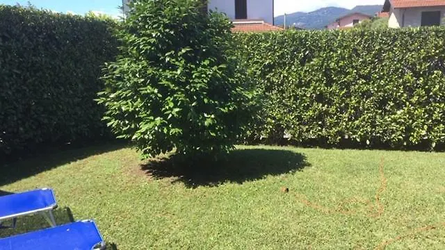 펜션 Lakeside Maggiore Monvalle